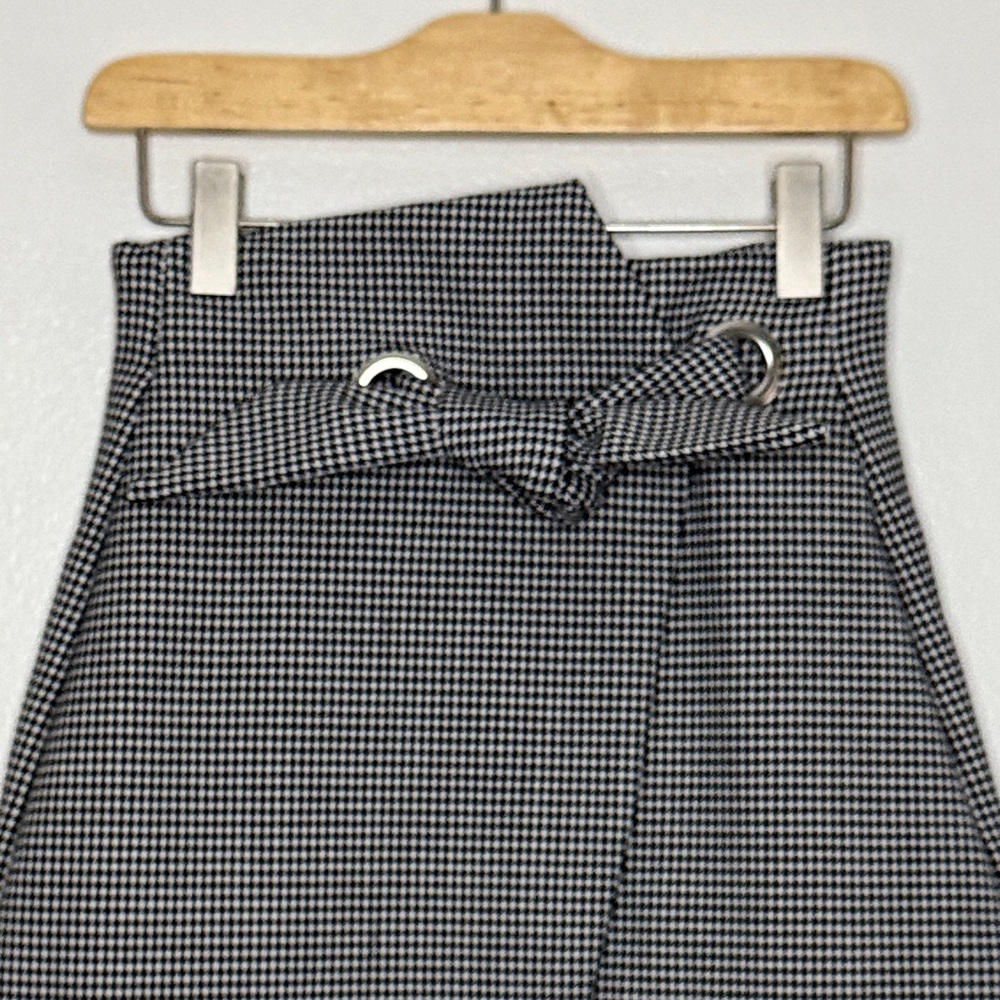 H&M Black and White Houndstooth Skirt - Picture 3 of 8